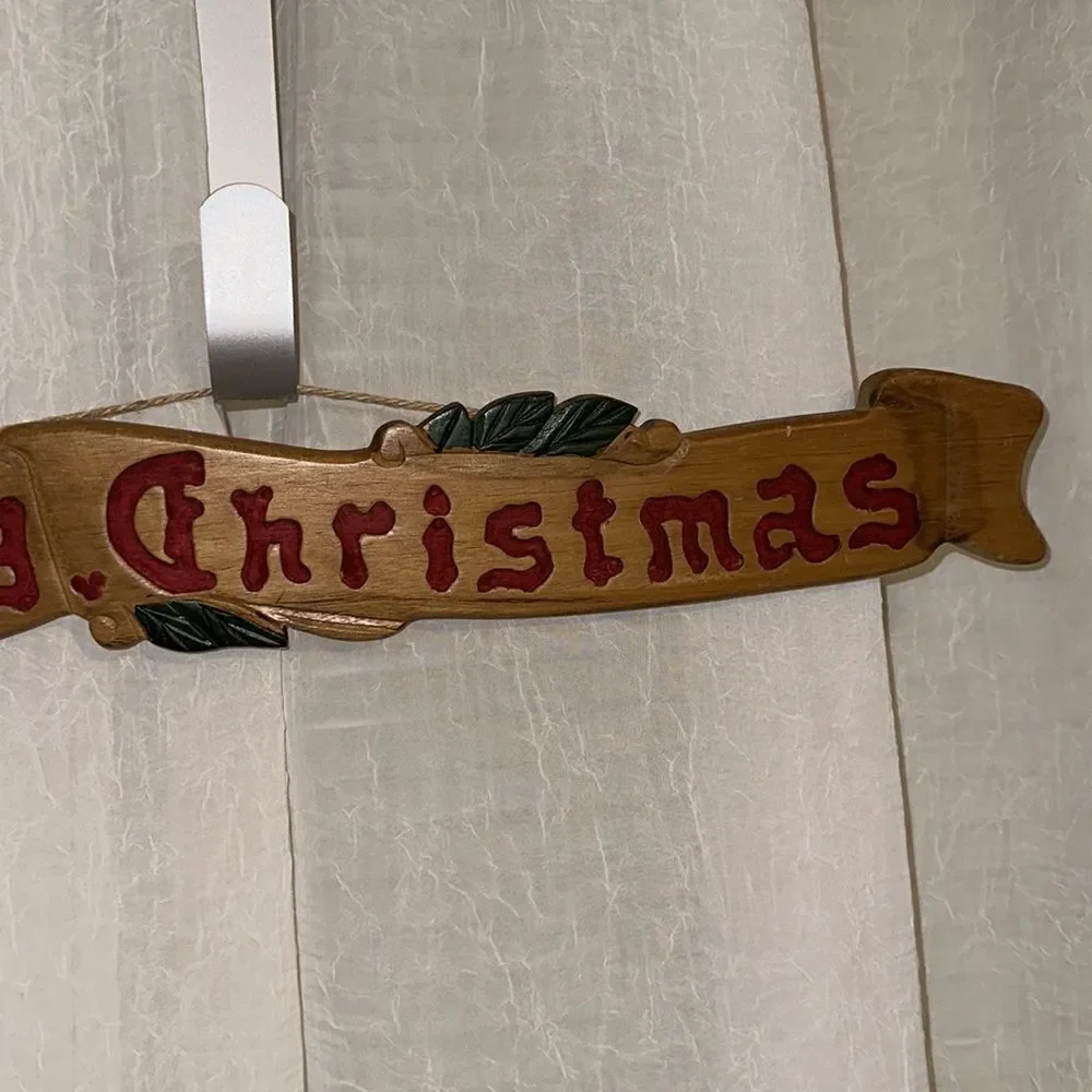 Vintage Handmade Chiseled Wood “Merry Christmas” Sign Tan Red Green